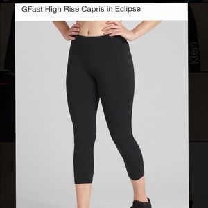 Gap Fit Black Capri Sculpt Leggings(Size: M)